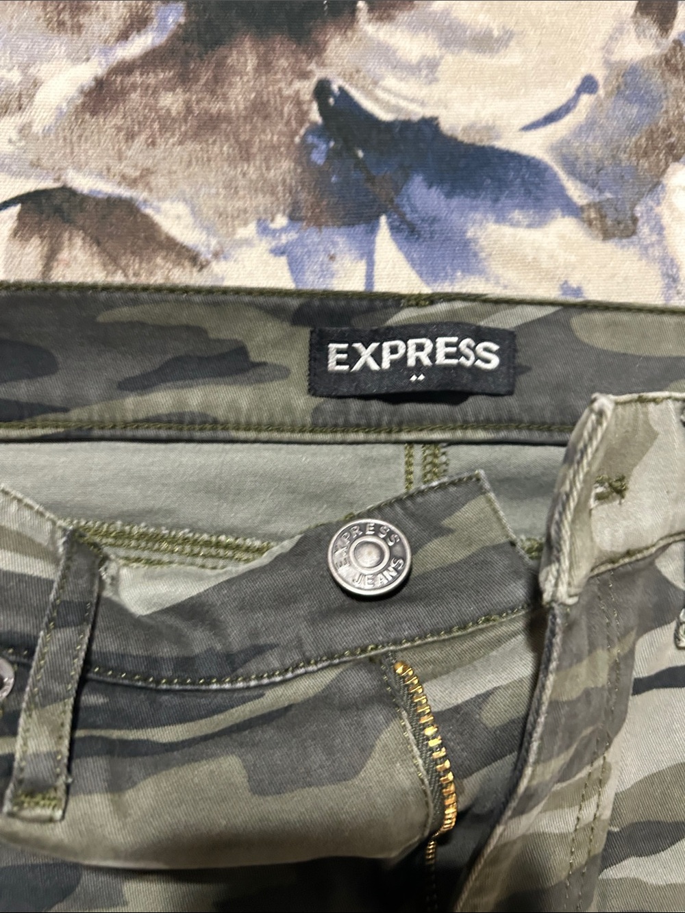 Express Olive Green Camo Denim Mini Skirt - Picture 2 of 6